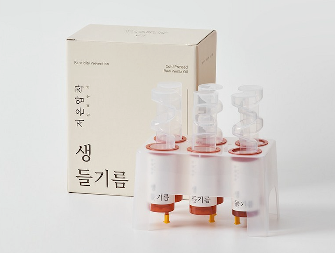 Box set of Perilla Seed Oil with 6 bottles